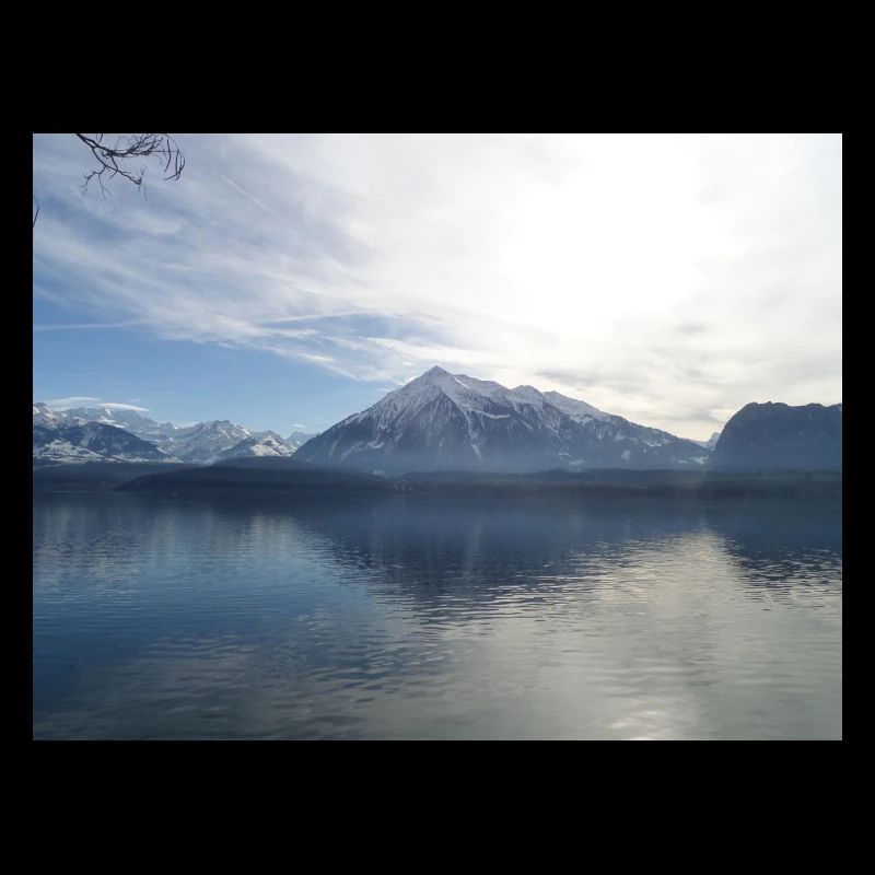 Thunersee mit Niesen