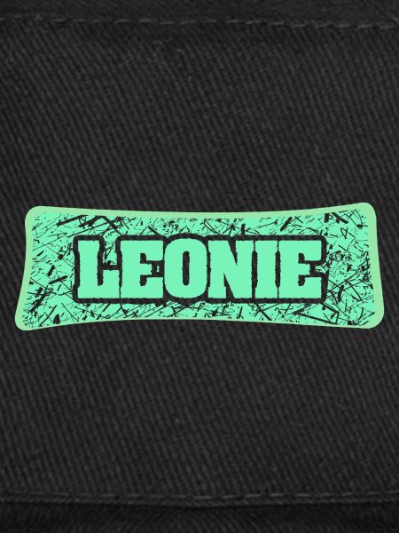 Leonie