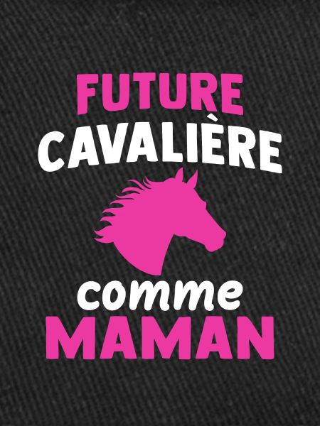 Future cavalière comme maman