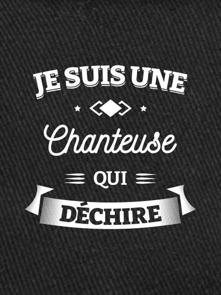 CHANTEUSE QUI DÉCHIRE