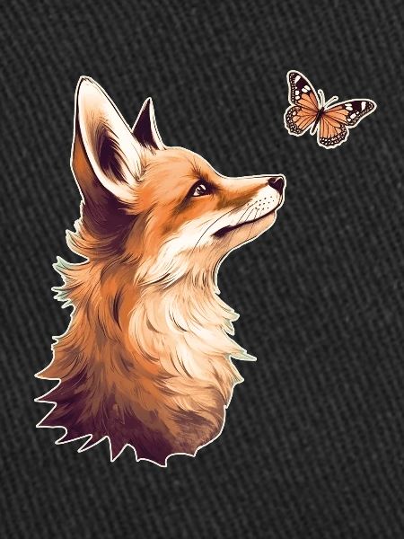 Fuchs mit Schmetterling