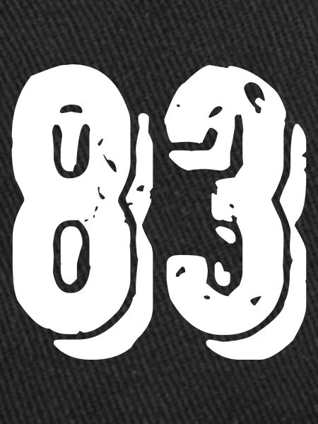Maillot à 83 numéros