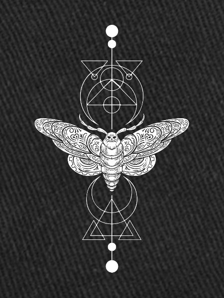 Gothic Moth, Dark Aesthetics
