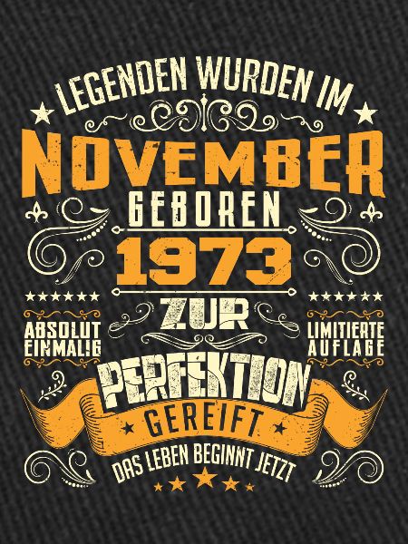 Im November 1973 geboren