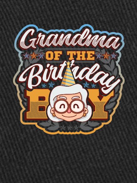 Grand-mère du garçon d’anniversaire
