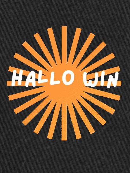 TEE SHIRT "HALLO WIN"