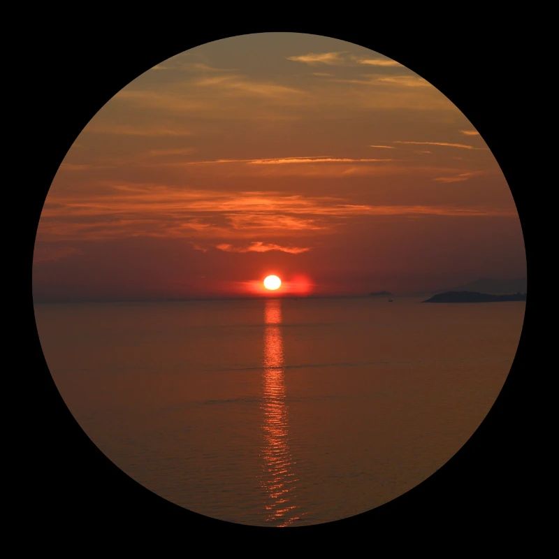 Coucher de soleil rouge