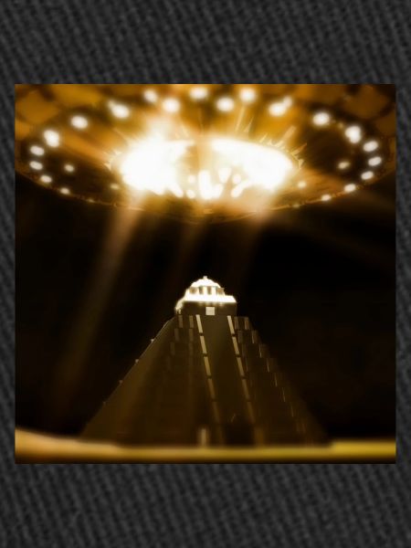 UFO landing on pyramid