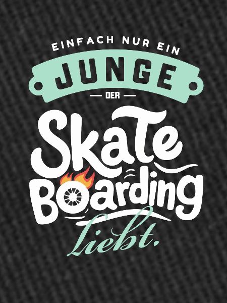 Junge, der Skateboarding liebt