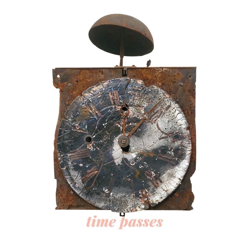 Rusty clock Time passes