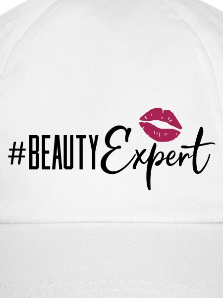 beauty expert lips