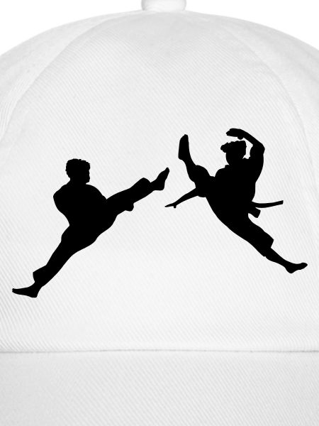 Zwei fliegende Karate-Kick oder Teakwondo-Kick