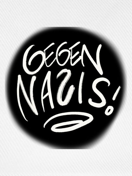 GEGEN NAZIS!