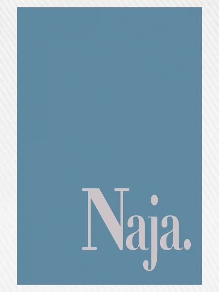Statement Poster mit Wortkunst „Naja.“