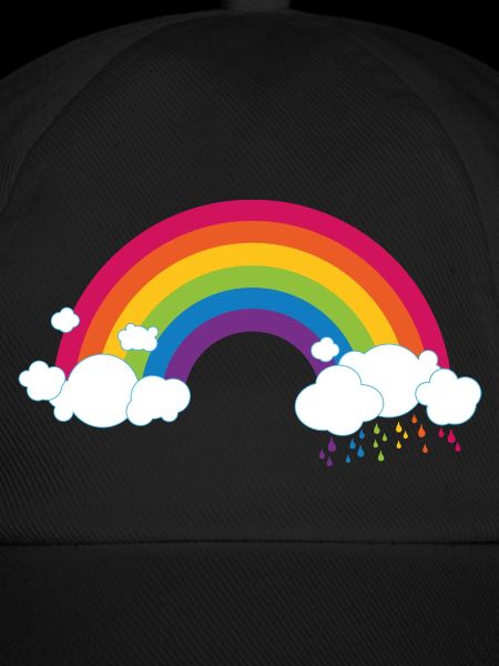 Regenbogen mit Wolke
