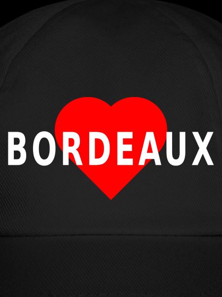 Bordeaux, red heart