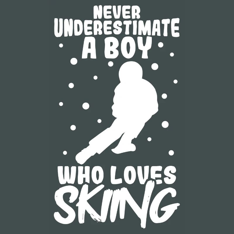 Ski fahrender Junge