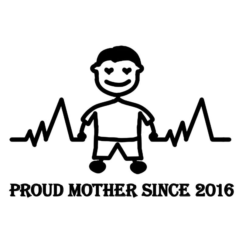 Stolze Mutter seit 2016 eines Jungen