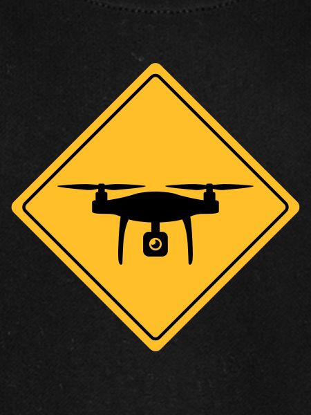 Warnschild mit Drohne