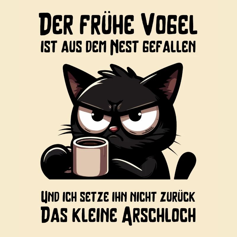 Müde schwarze Katze mit Kaffee – genervt