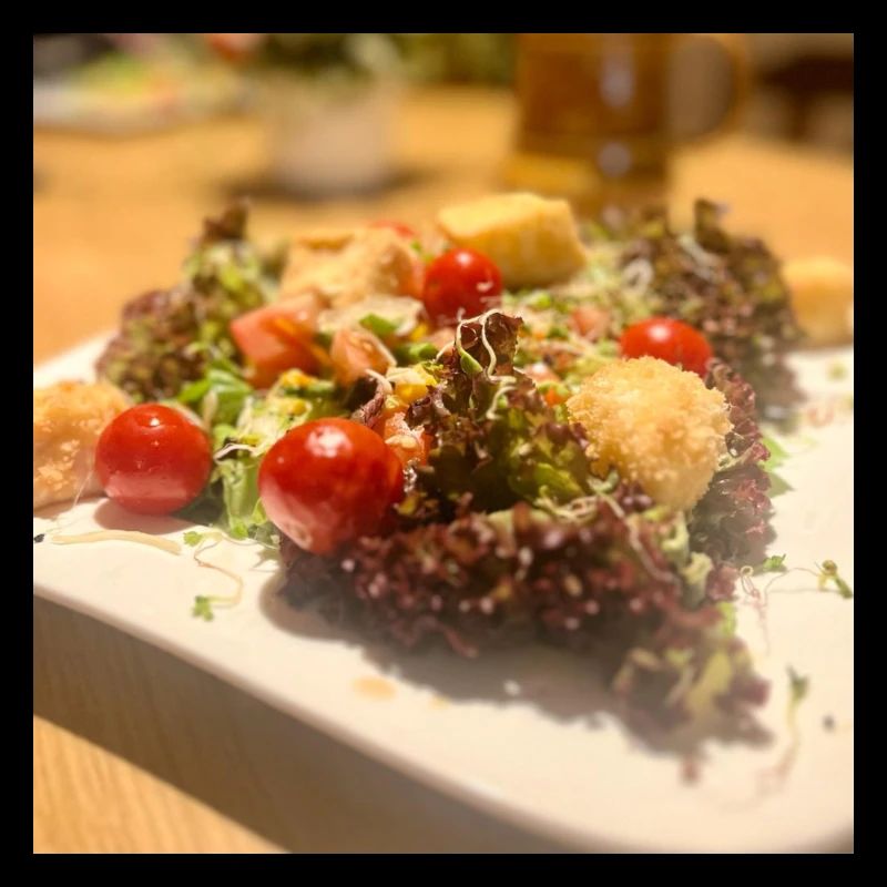 Végétalien, ça va aussi délicieux !! Salade avec une différence.