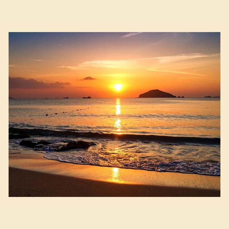 Coucher de soleil tropical sur la plage
