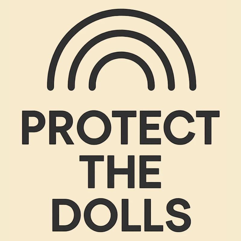 Protect the dolls Schutzmotiv Regenbogen Design
