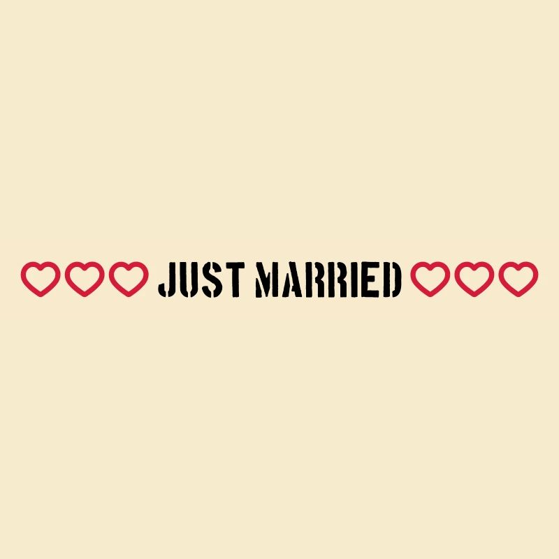 Coeurs de mariage juste mariés