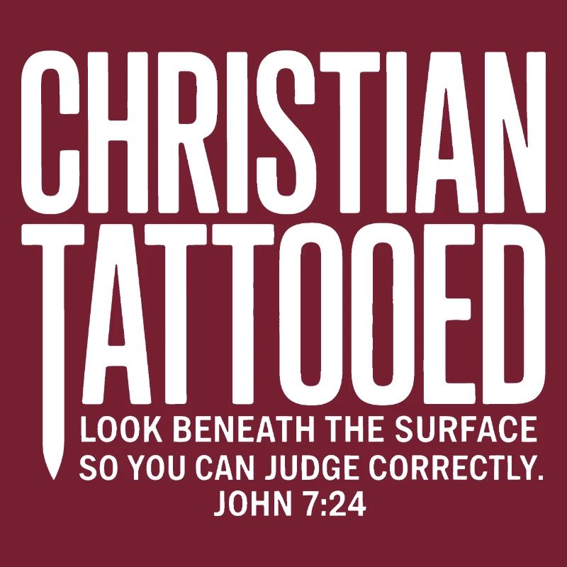 Regard de tatouage chrétien sous la surface