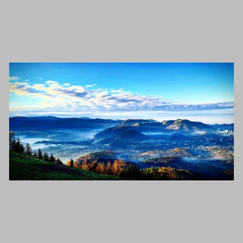 Morgennebel Berglandschaft