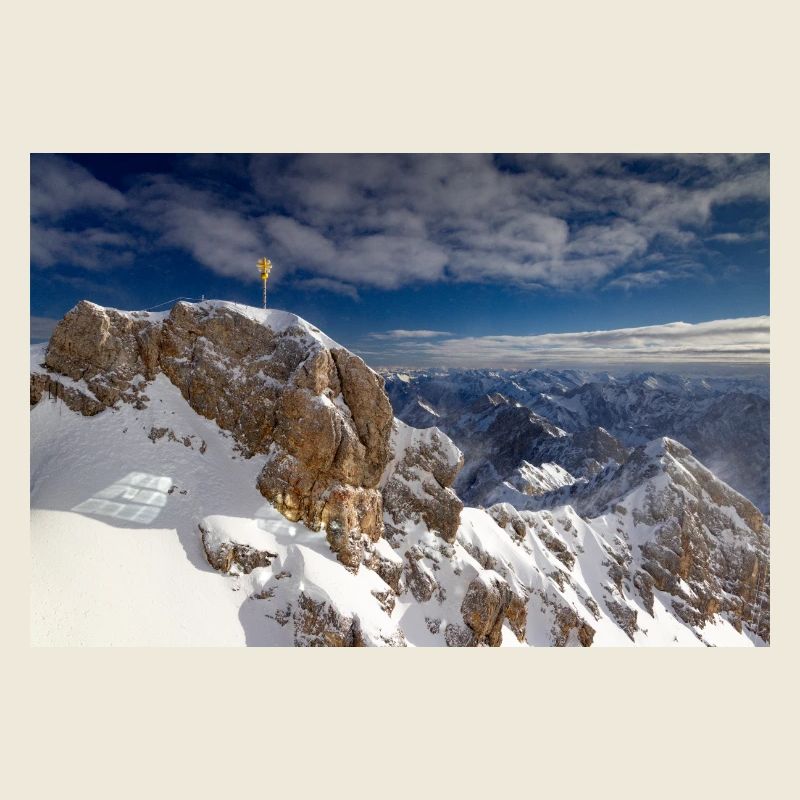 Croix sommitale de la Zugspitze