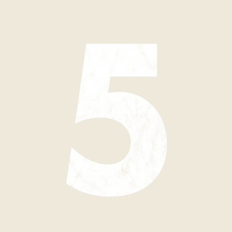 Numéro 5, numéro 5, cinq, cinq, cinq Numéro cinq