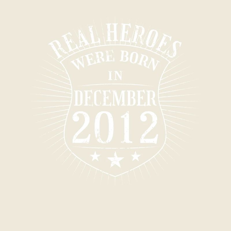 Real Heroes sont nés en Décembre 2012 Anniversaire