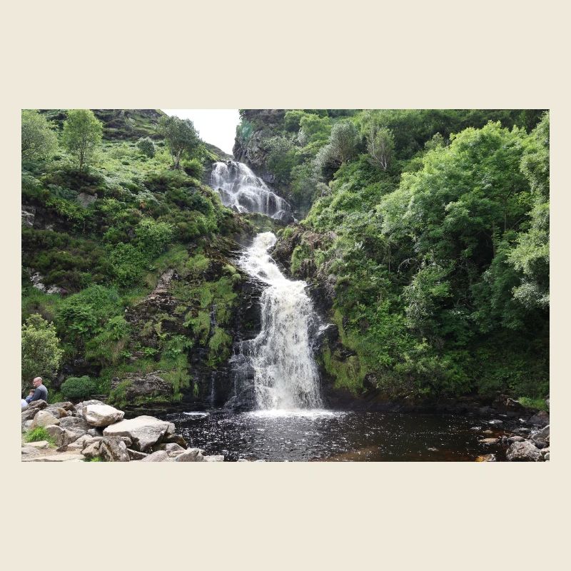 Smaragdwald-Wasserfall