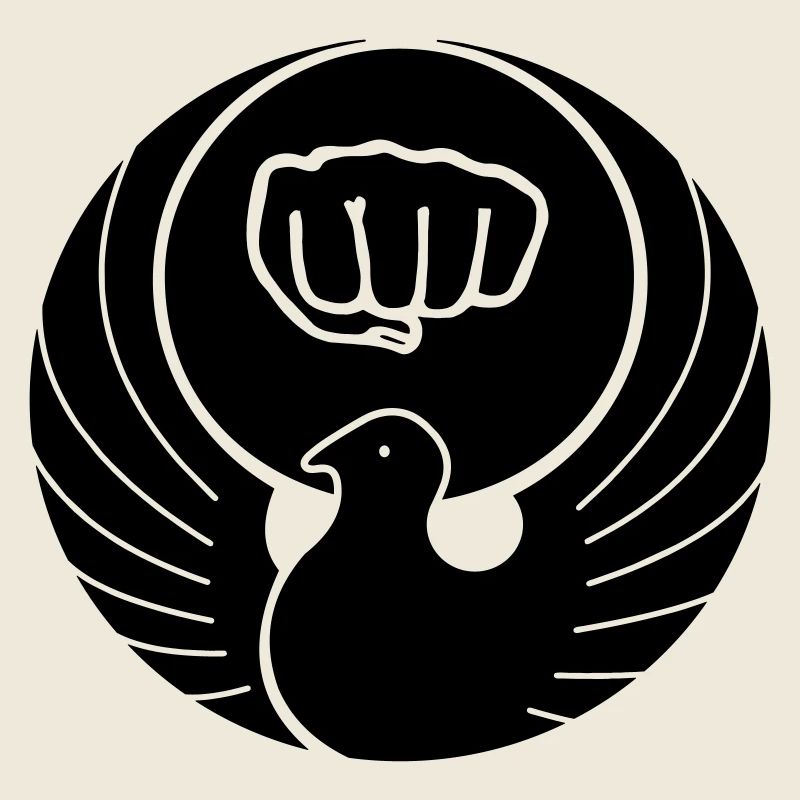 Wado-Taube mit Karate-Faust