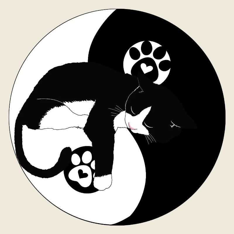 Nächtliche Katze auf Mond mit Pfoten