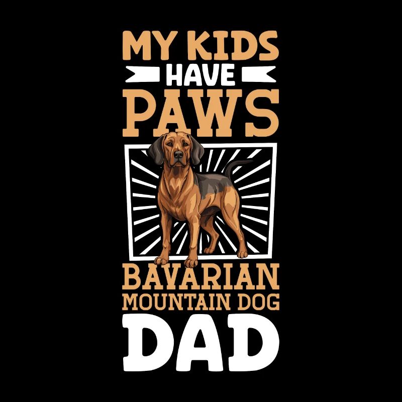 Chien de chasse à l’odeur des montagnes bavaroises papa