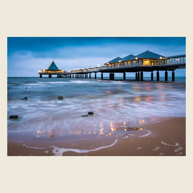 Heringsdorf pier with lights