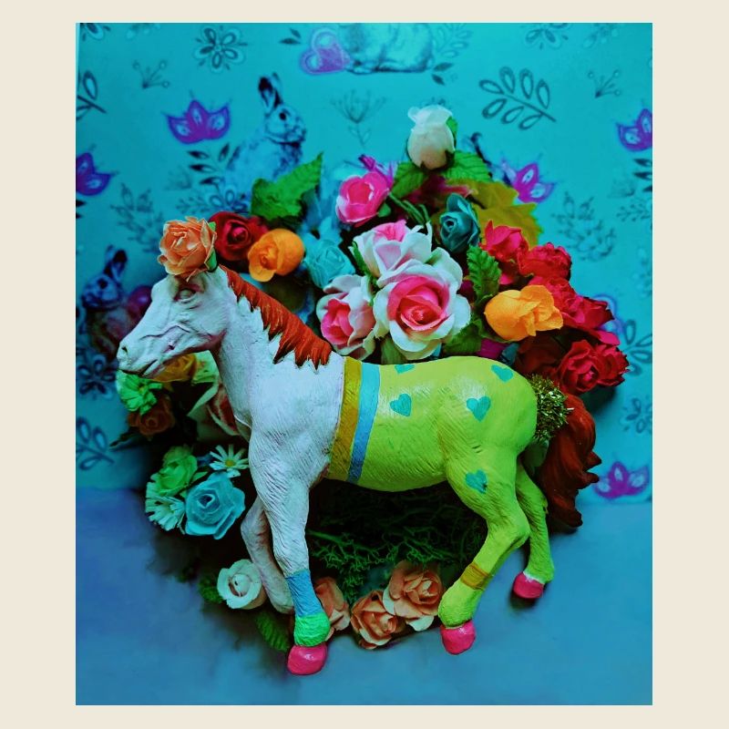 Cheval de carnaval coloré