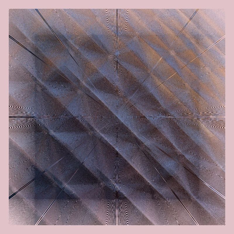 Dark angular, Dunkel Eckig.