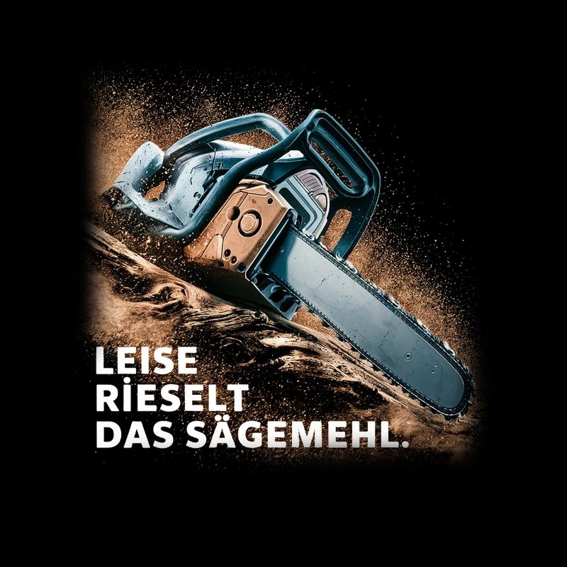 S’écoule tranquillement la fierté de l’artisan de la sciure de bois