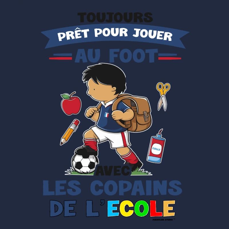 Garçon Aime Jouer au Foot avec Copains de l'école