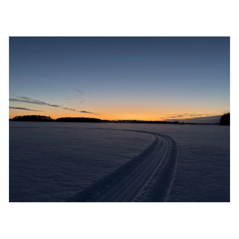 Coucher de soleil d’hiver sur le sentier