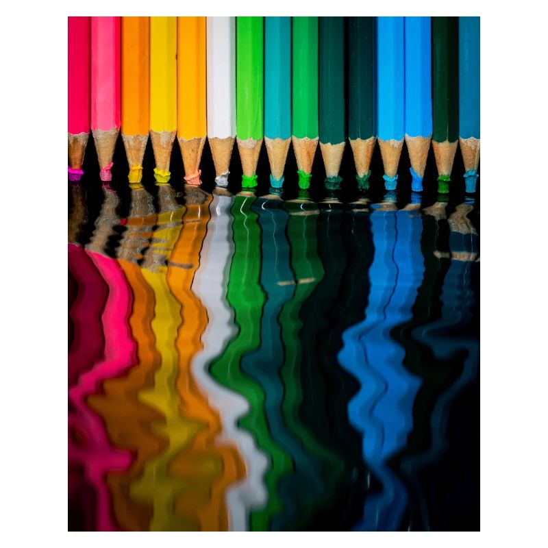 Leading Lines, Reflecting Minds