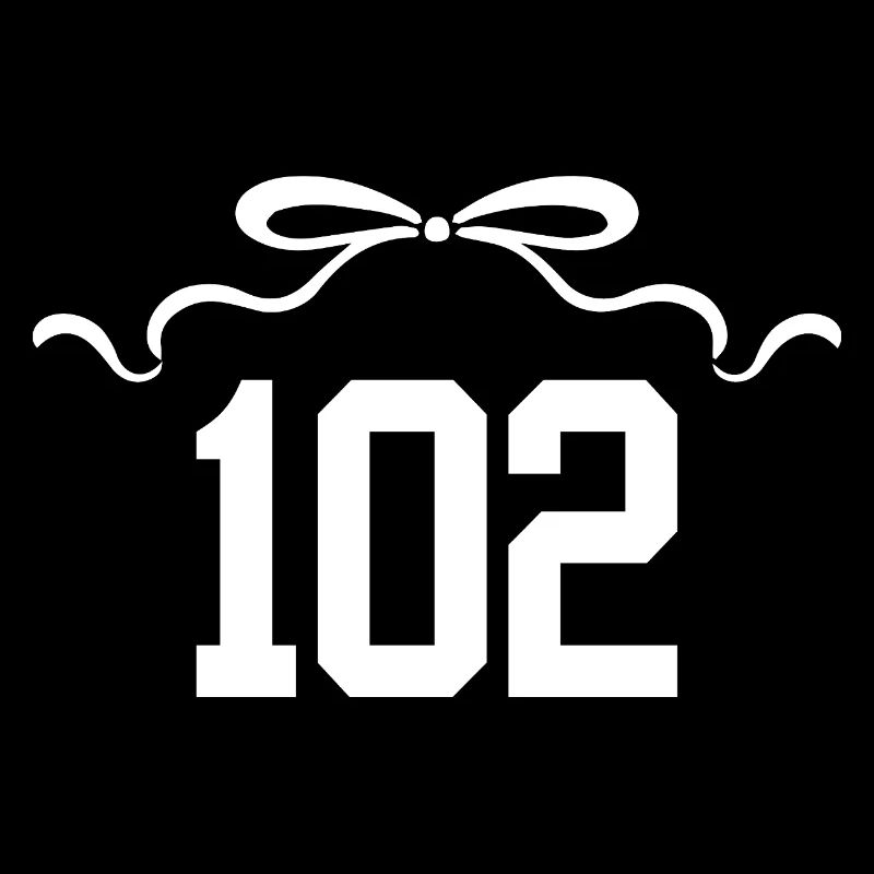 Numéro 102 noeud - 102e anniversaire