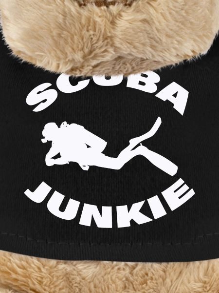 SCUBA JUNKIE