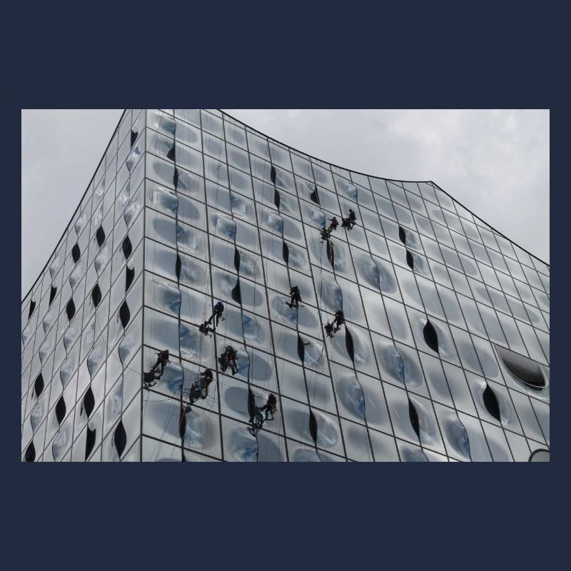 Elbphilharmonie mit Fensterputzern