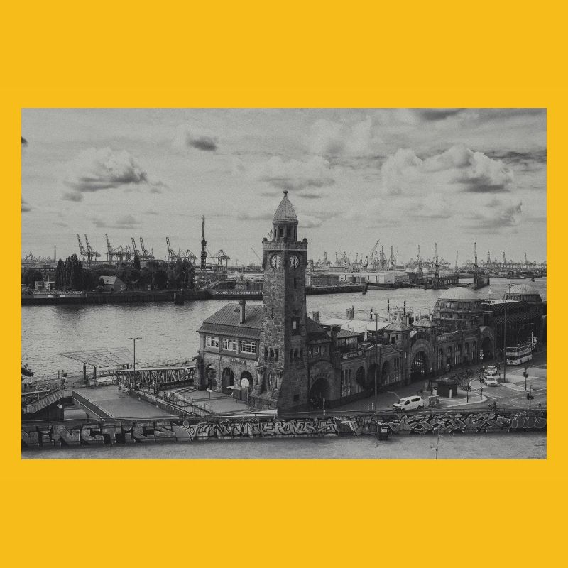 Hamburger Hafen Pegelturm retro