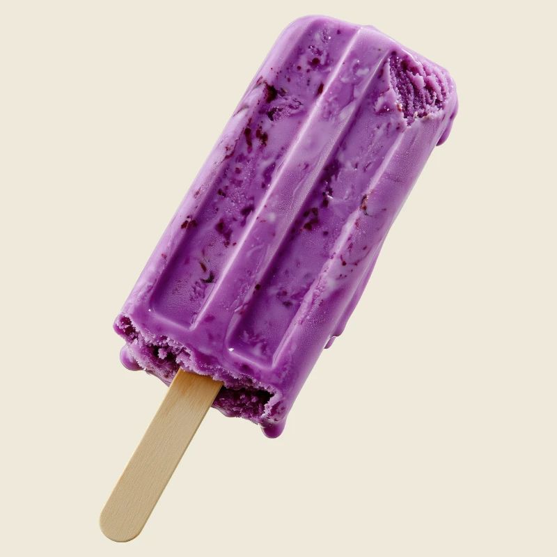 Lila Eis am Stil
