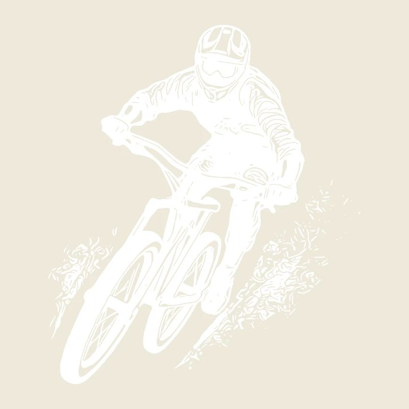 Vététistes avec vélo et casque